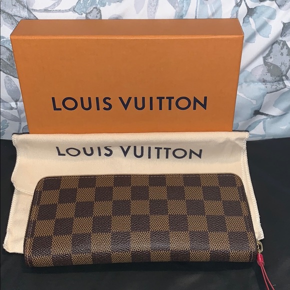 Louis Vuitton Handbags - Louis Vuitton wallet